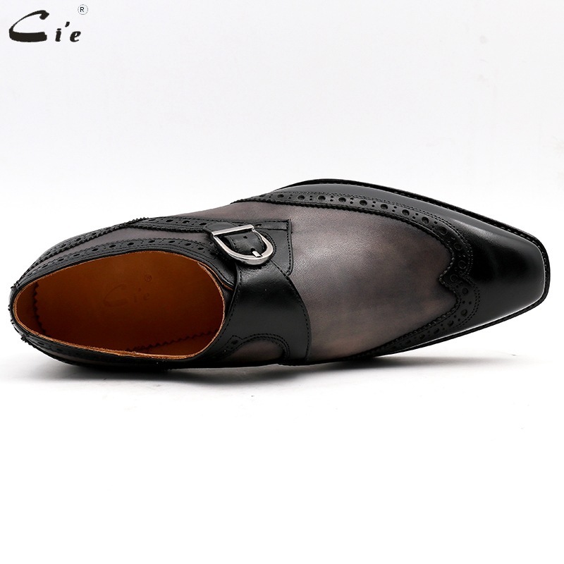 The Shanghai Handicraft Shoes Factory is selling the headlines of pure Bullock Business.