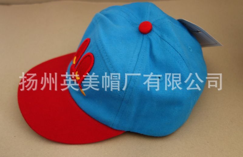 Cute cartoon embroidery kids baseball hat.