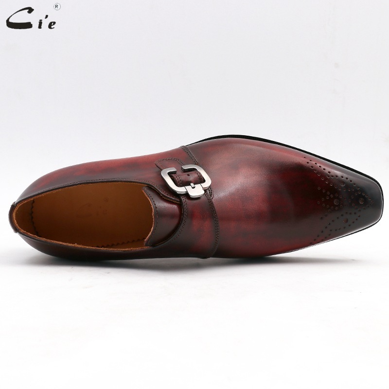 Handi-shoe factory straight to the head.