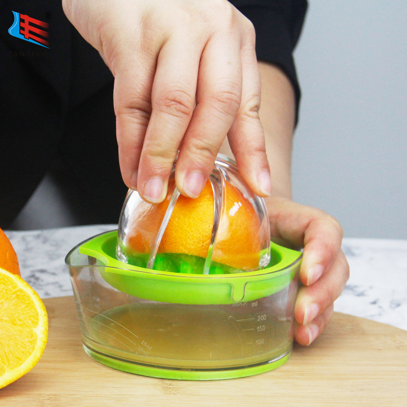 Zong Bong Industrialists using the Kitchen Power Juice Creative Multipurpose Lemon Juicer