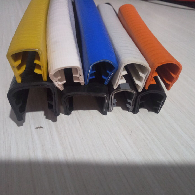 Supply, decorations, rubber bars, coloured sides, margin protections, coloured sides, PVC cards.