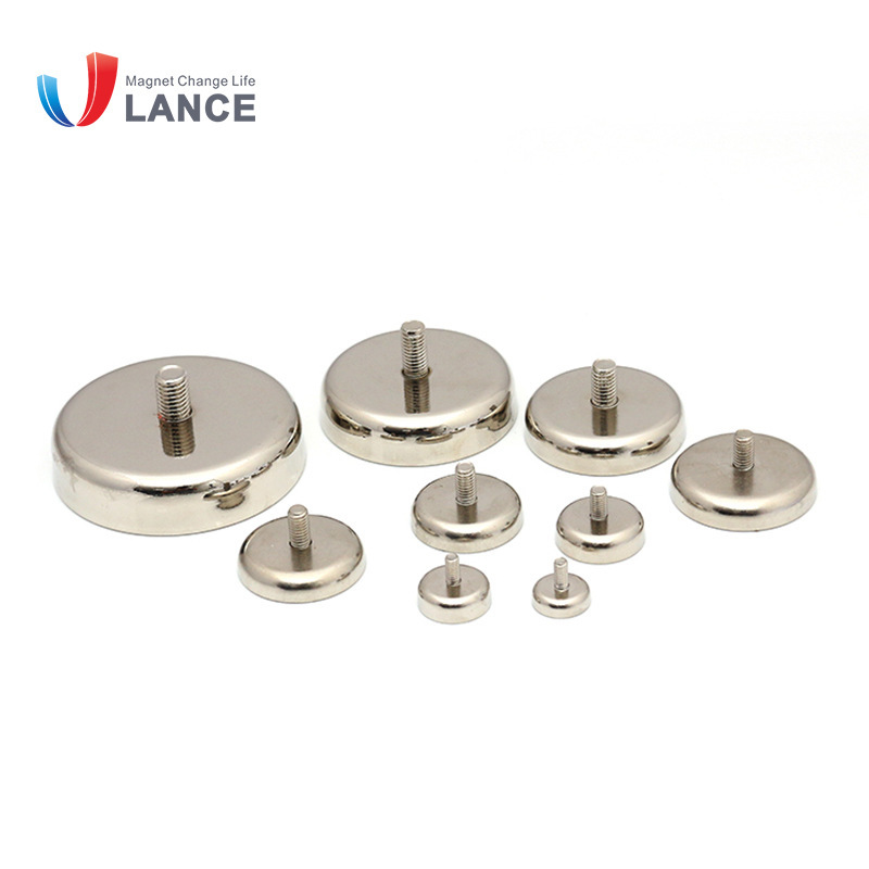 The manufacturer supplies a strong external screw-lined suction pan magnet.