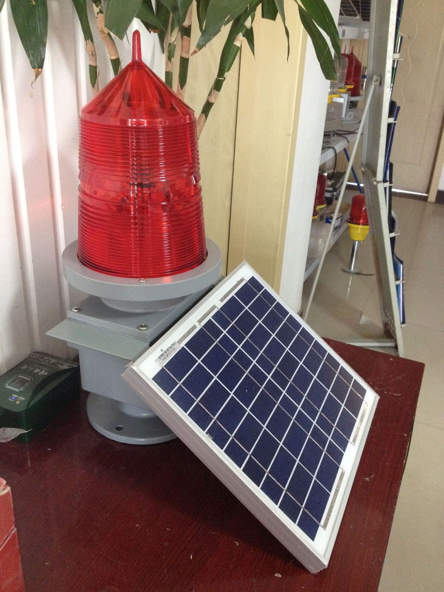 GSM GPRS Remotely-controlled Integrated Solar Lamps for Beidou Satellite