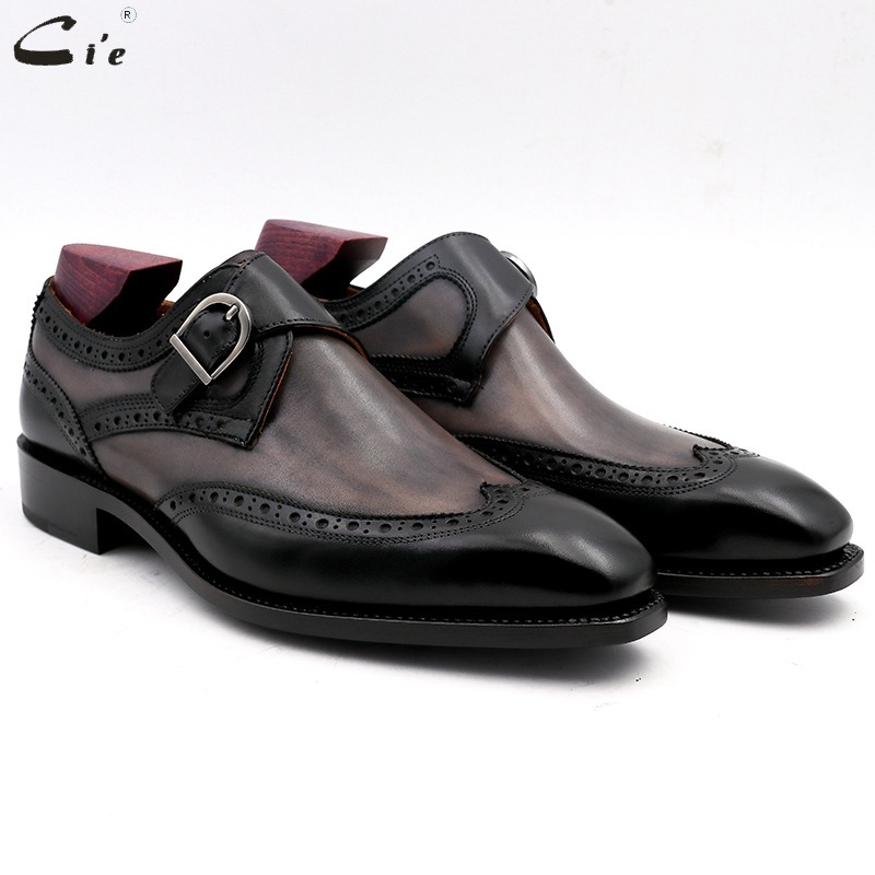 The Shanghai Handicraft Shoes Factory is selling the headlines of pure Bullock Business.