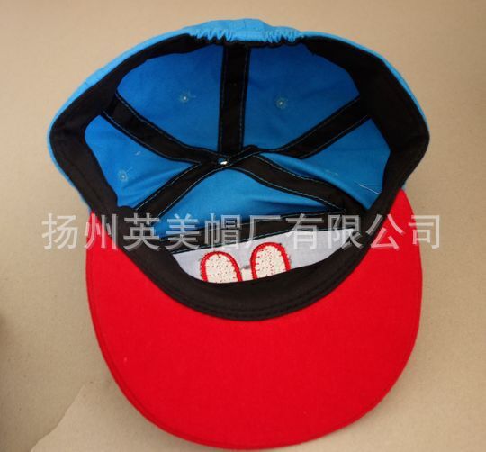 Cute cartoon embroidery kids baseball hat.