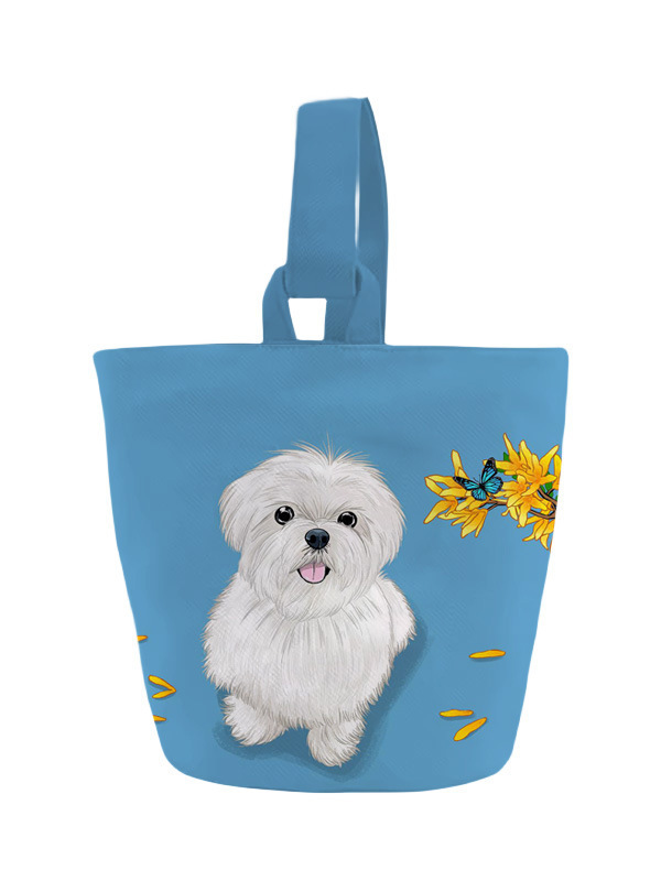 To customise the hand-carved buckets of ins-dais and rags of logo pets to make a canvas bag.