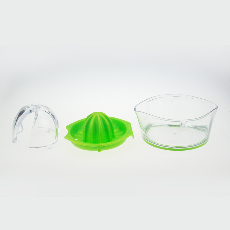 Zong Bong Industrialists using the Kitchen Power Juice Creative Multipurpose Lemon Juicer