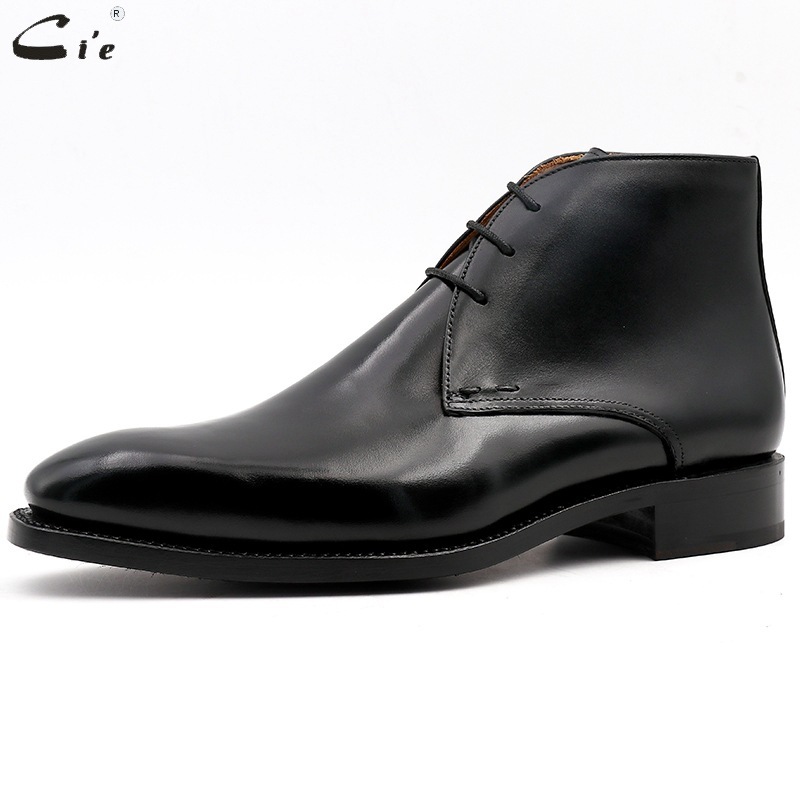 The Shanghai Handicraft Shoe Factory is selling a pure oxen under the skin of an English Korean retrospect.