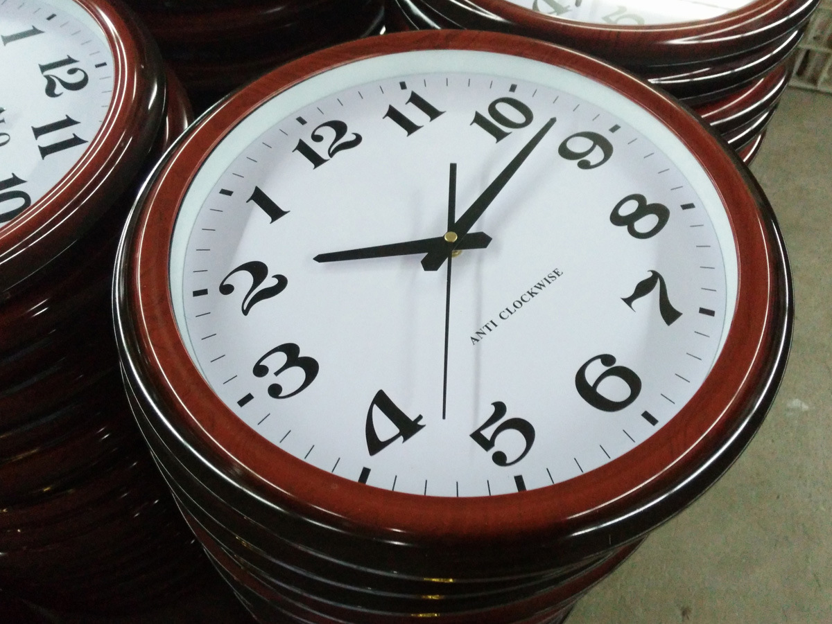 The winning clock factory supplies 12 inches.