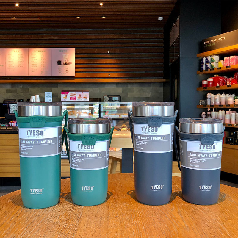The Foreign Trade Cross-border Coffee Cup, Tyeso Tae-suk, 710 ml with a straw, and the Silicon Rubber Hand warmer.