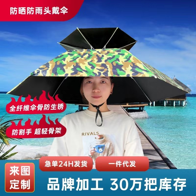 Hai tay nông dân đánh bắt cá 90 cái nắp cao su đen.