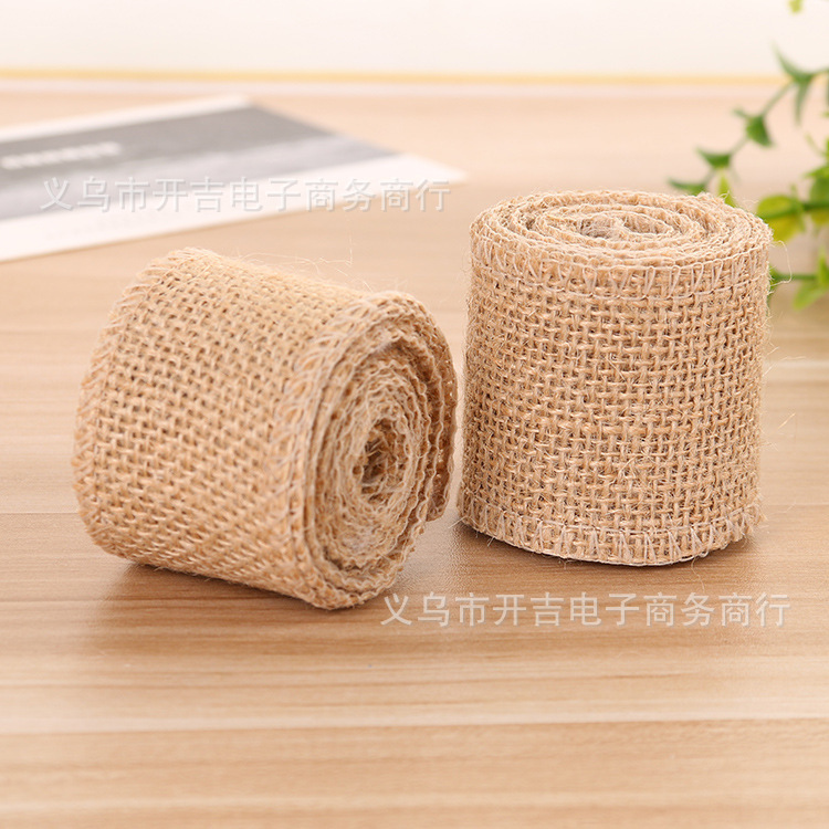 Bánh quy tự nhiên, cờ và ghế, vải cưới Giáng sinh làm bằng tay.