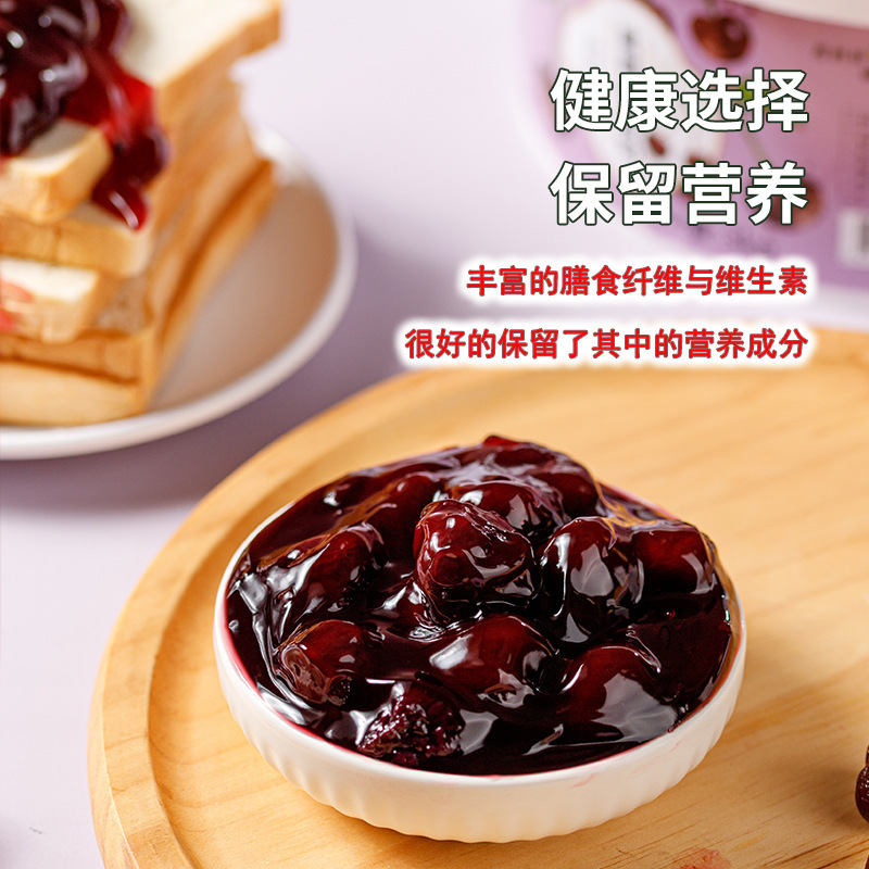 Black cherries, fruit pie, styling.