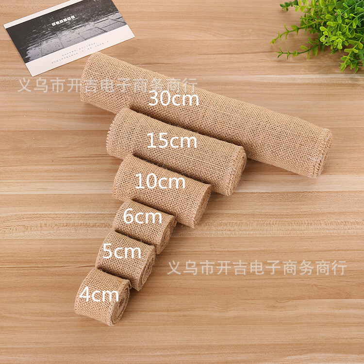 Bánh quy tự nhiên, cờ và ghế, vải cưới Giáng sinh làm bằng tay.