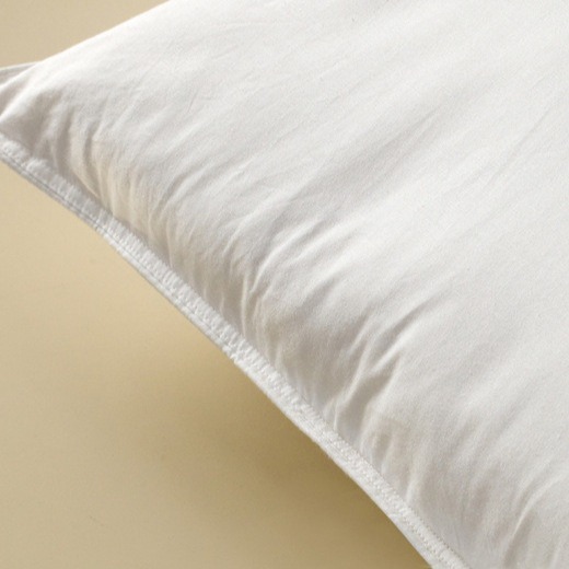 The manufacturer distributes white all-comfort pillows.