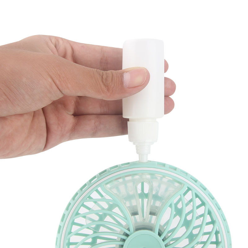 Wet U.S.B. fan, mini-stylish cooling spray, wet fan charging silent water with air conditioning.