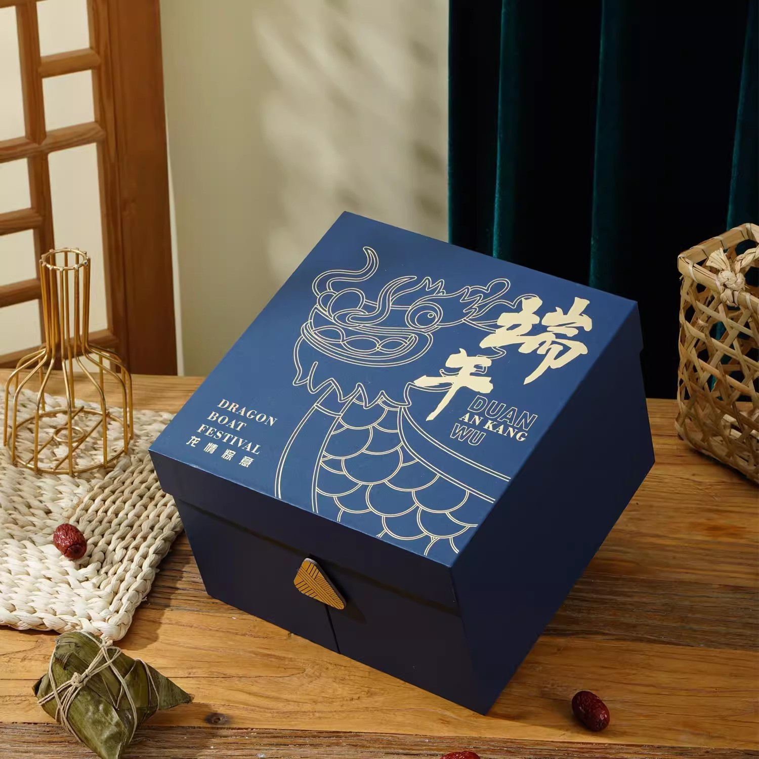 The high-end private custom wine box, the twilight box, the silver-jelling card box, and the insect grass box.