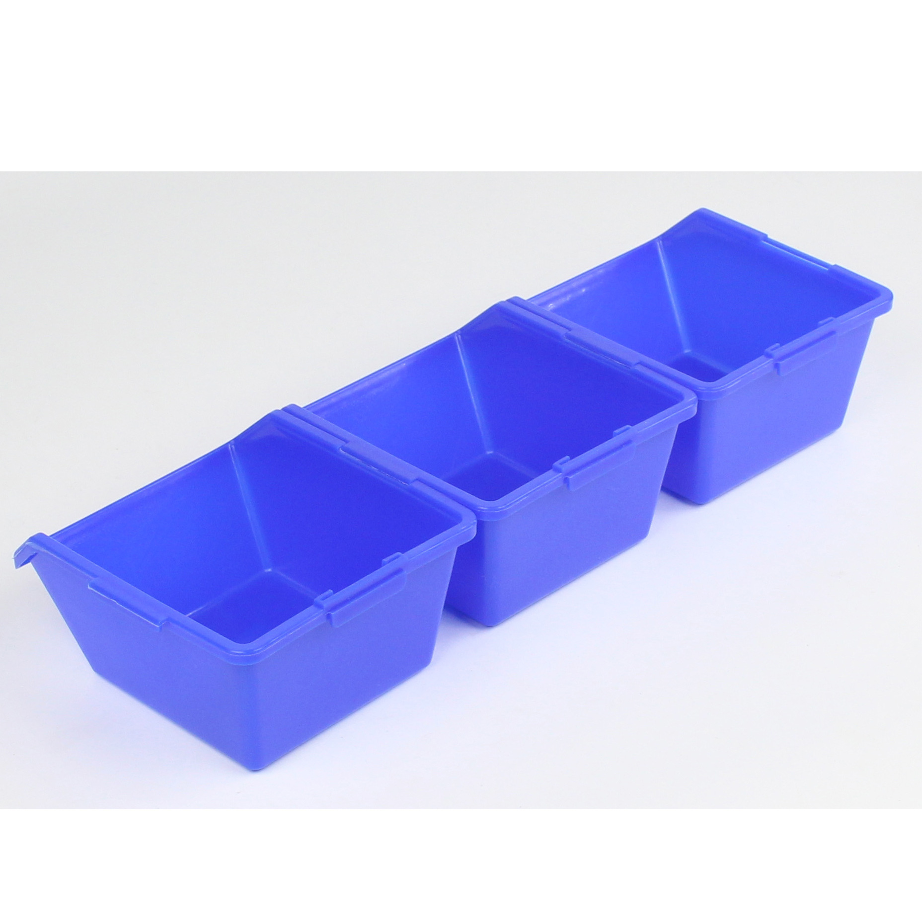 Plant supply funnel box component cap (red/blue medium)