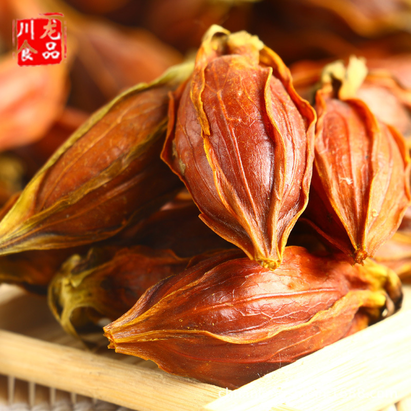 Mùi hương ở khu vực phục vụ được bao phủ bởi những cột buồm màu vàng đỏ, dầu hỏa Halogen 500g, thịt rám nắng.