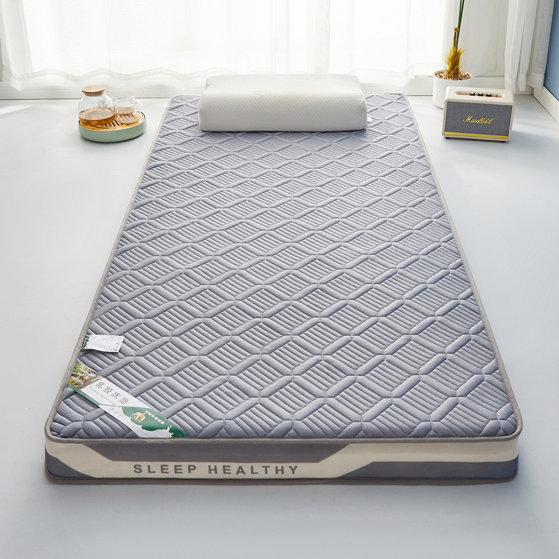 The emulsion composite mattress slowly bounced back to the sponge mattress 1.8 m 1.5 m of single-person mattresses in the student dormitory.