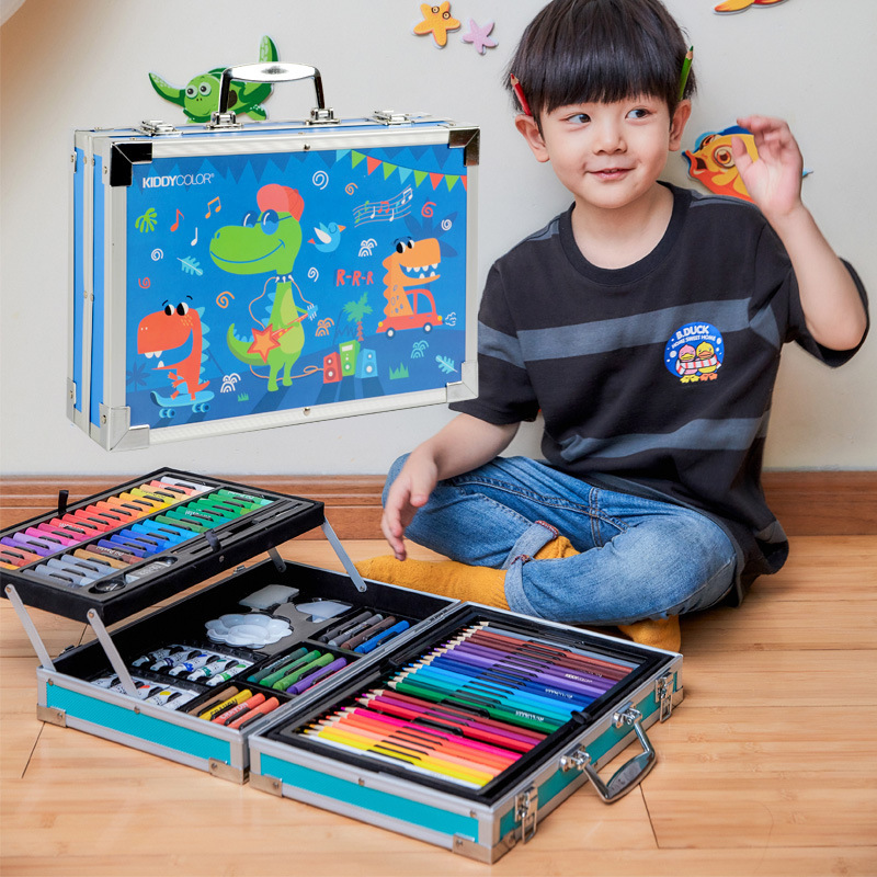 Katy Kale children drawing a dresser box for students with a new year's gift.