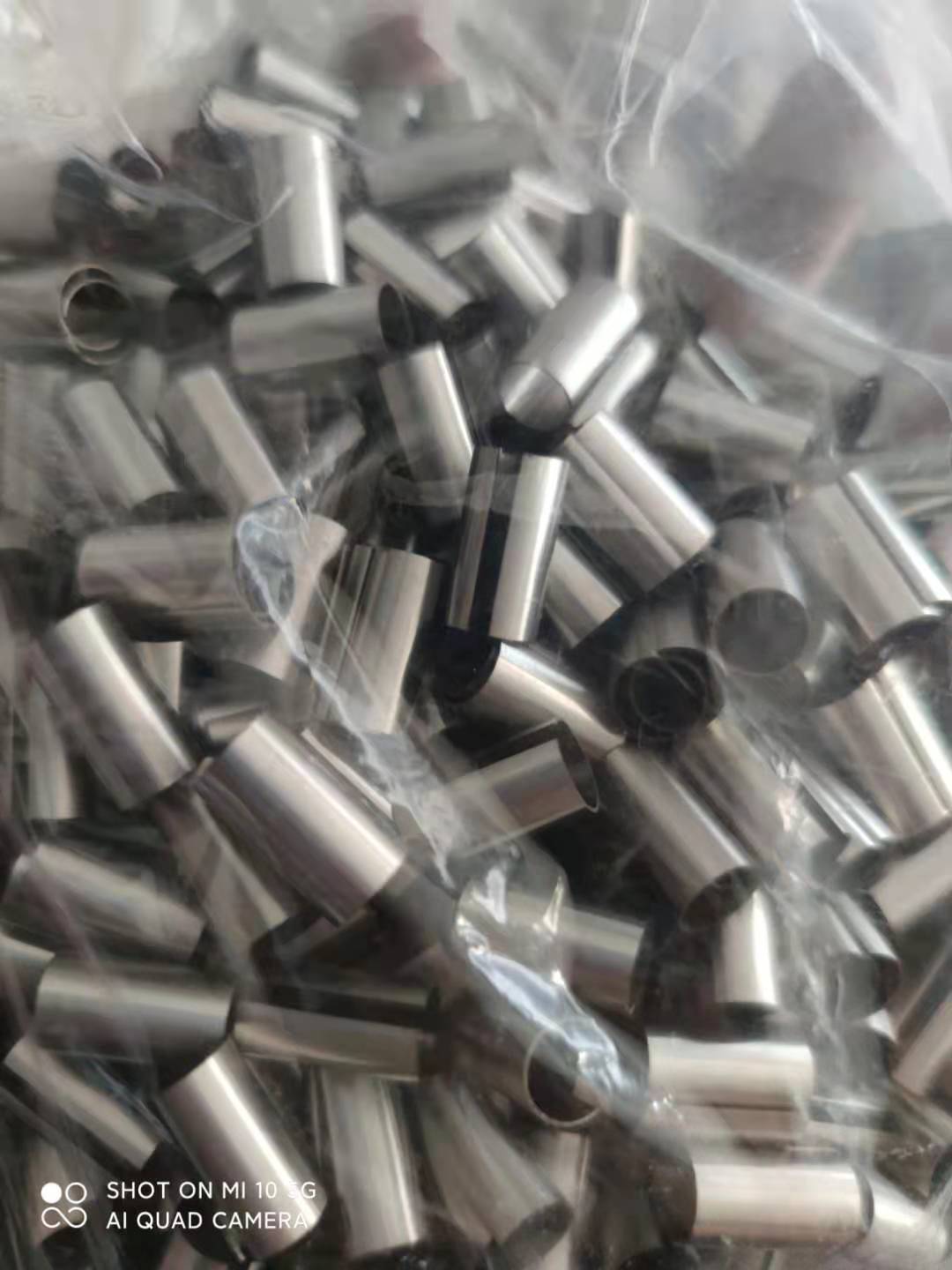 Supply of stainless steel piping, laser cutting.