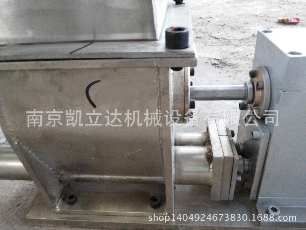 Two-snail feeding machine screws, quality assurance, price discount