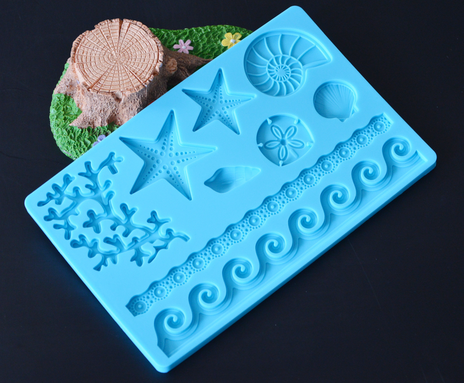 New silicone roll-over cake molds, silicone lace molds, dry-pess silicon molds.