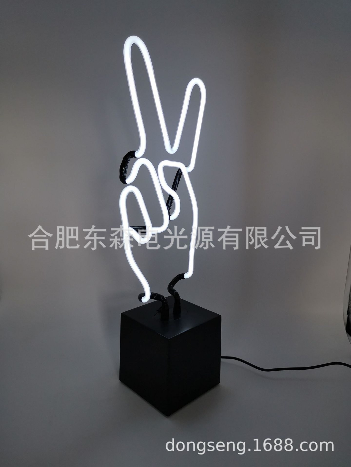 Supply Victory sign Neon Light