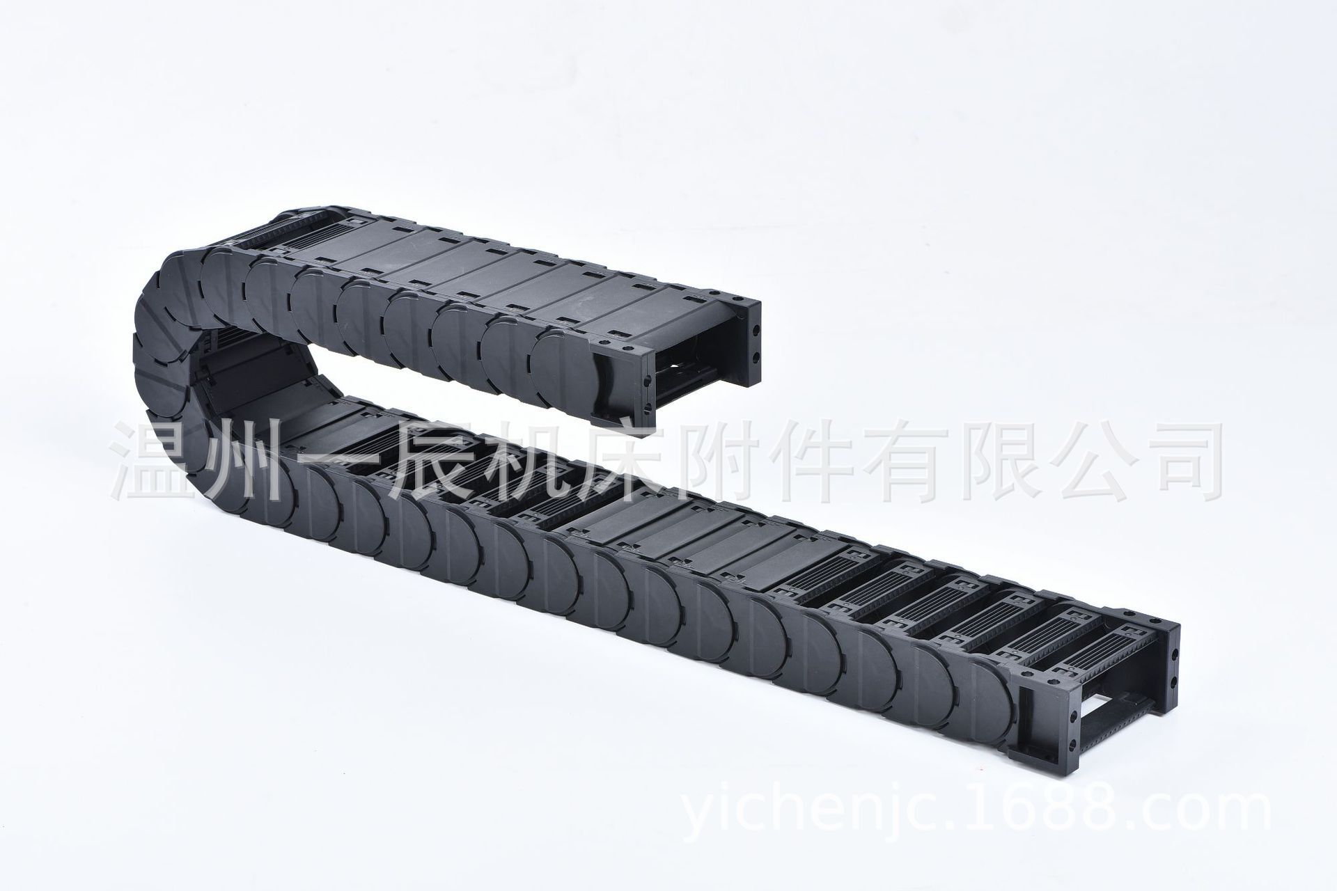 Supply of D25 sub-sections with a low-noise 0-past bridge series of plastic chain towed tank nylon chains