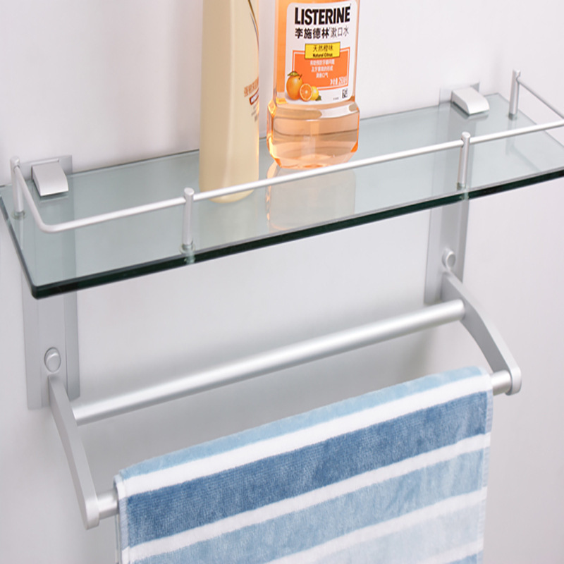 IGA fan classic 48cm multi-purpose aluminium alloy bathroom glass shelf in the bathroom.