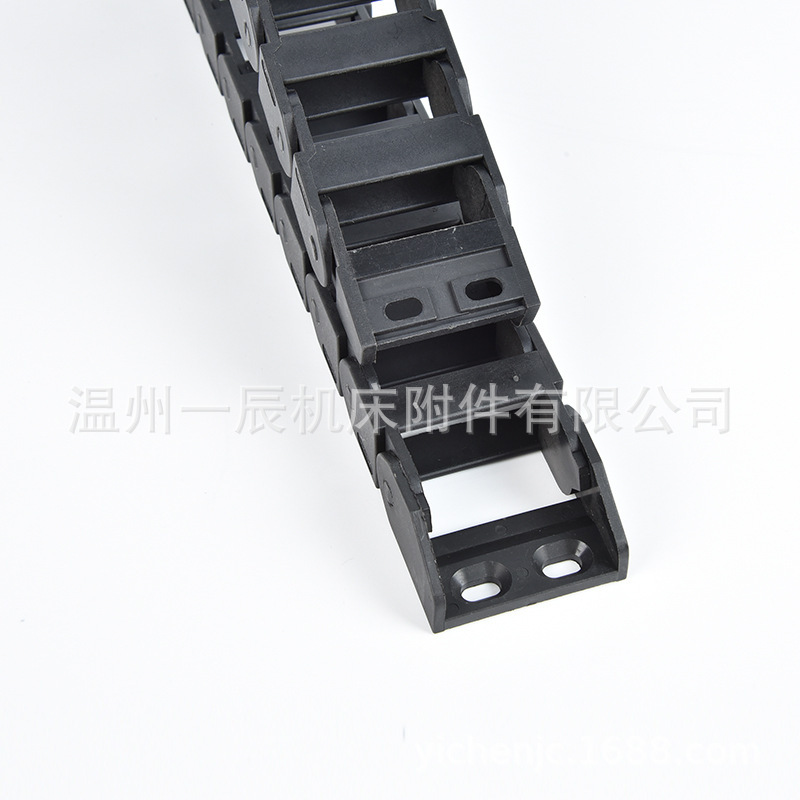 Short supply towed chain, nylon towed chain, 18 series bridge, no tank towed chain.