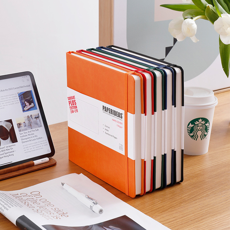 PAPERURAS Mặt cứng, màu dài, sách bán hàng, về sổ tay học sinh.