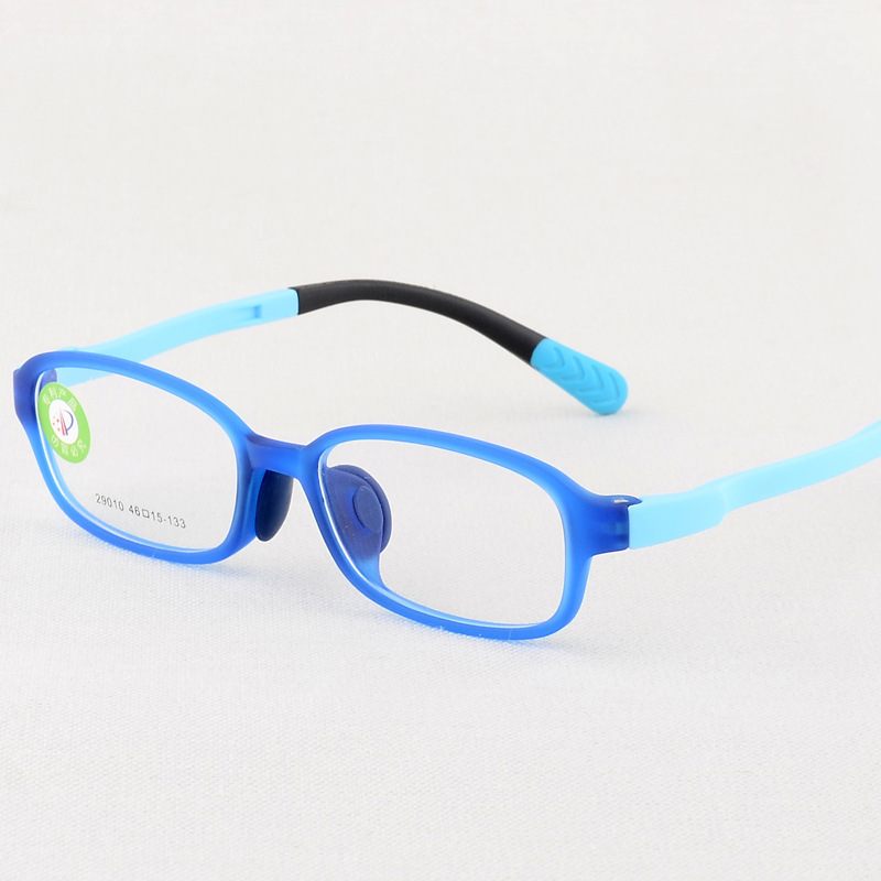 The new color-colored cartoon silica children's eyeglass frames are wholesaled with Korean super light glasses frame skin paint.