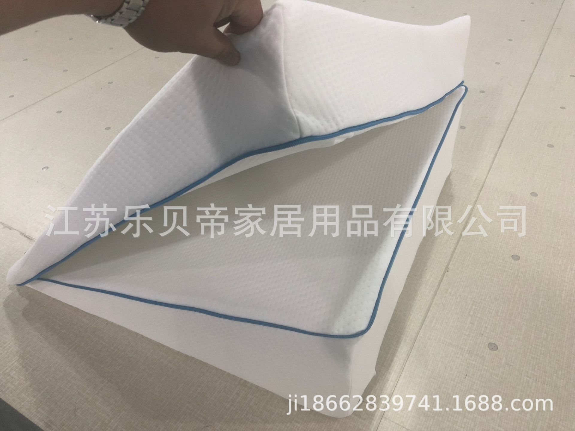 可调节高度记忆棉三角垫 海绵三角垫 三角靠垫  wedge pillow