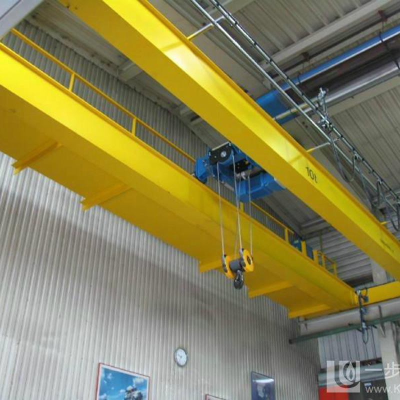 Two beam cranes, QD, hanged at the base with a double European beam, 20 tons of electric beam cranes.