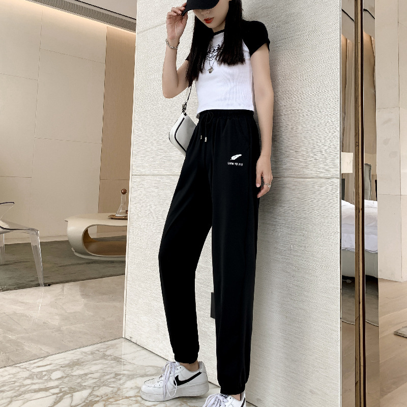 The new 2021 summer leg-legged sweatpants for the women's leisure sweatpants have increased the elasticity of Harlen pants.