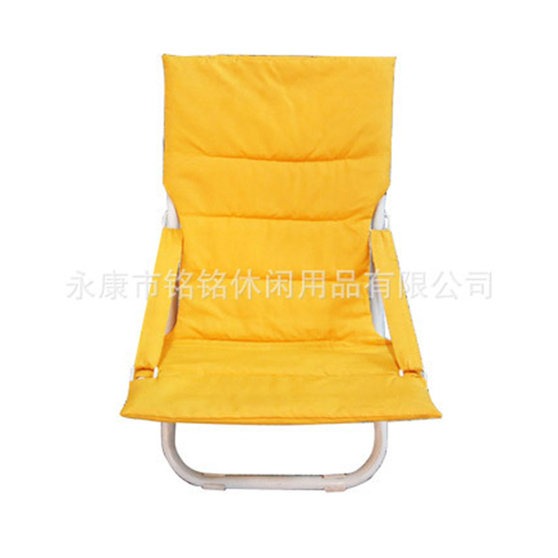 The sunchair, the easy-to-use whole, has made this beach chair attractive.