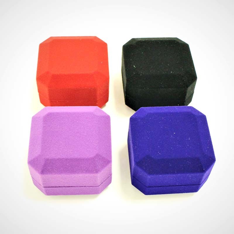 Show the creative emulsion box lady, the jewelry box, the jewelry box ring receipt box.