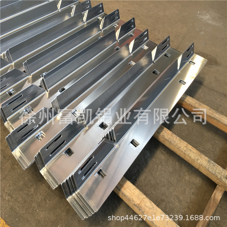 Welding of aluminum plate for aluminum plate conversion in Xuzhou