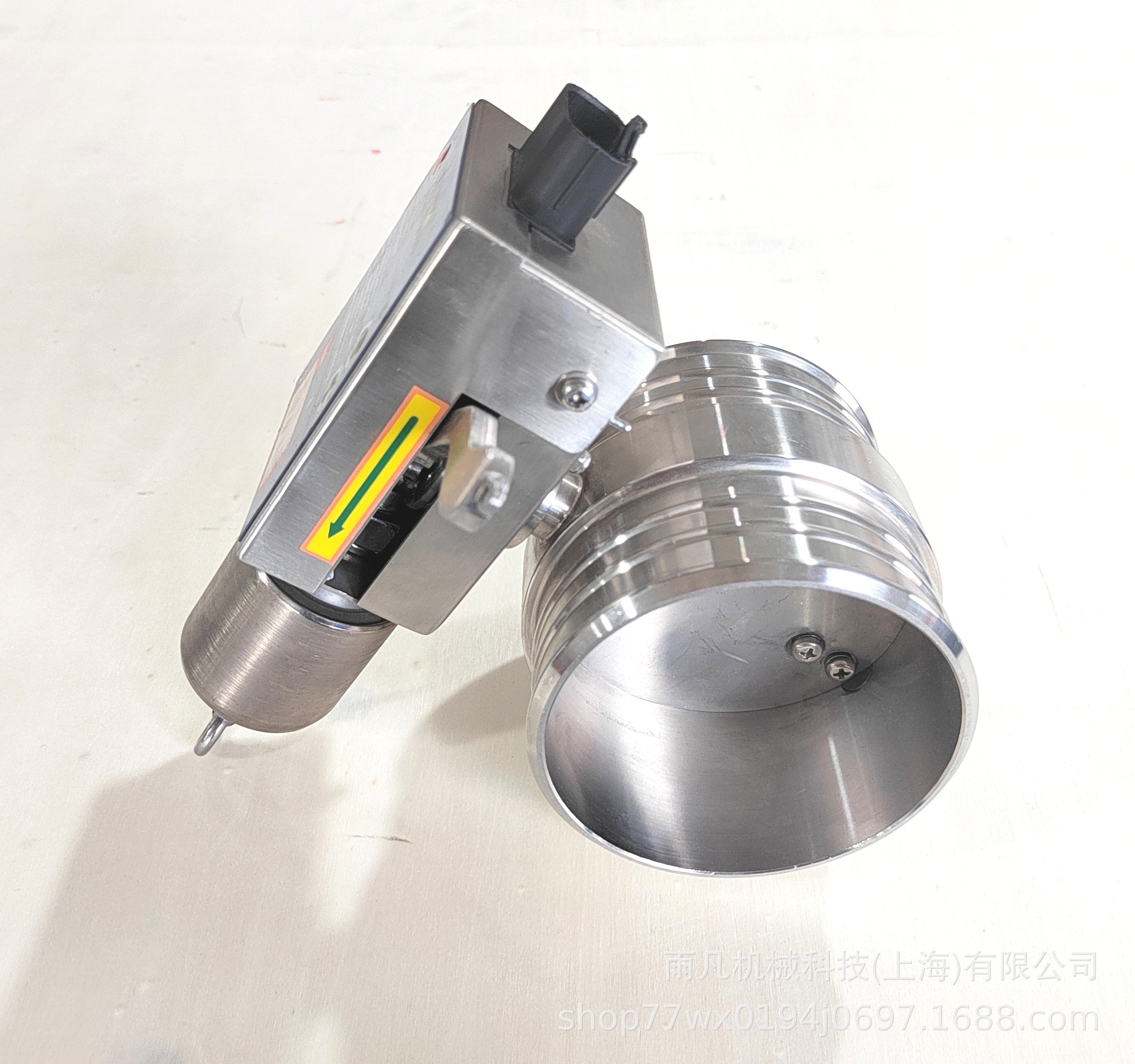 Van dung dịch tủy, van cứu hỏa bằng dầu diesel.