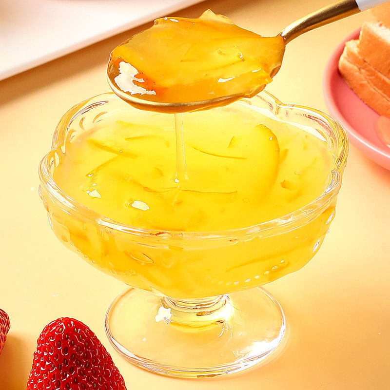 Đang xử lý trà hoa anh đào và dầu trà cho trà với nho 500g can mứt