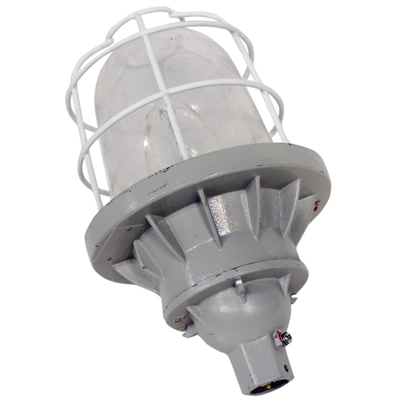 Aqueous anti-dustor anti-explosive lamps Three dazzling anti-explosive platform lamps with golden halogen lamps and high-pressure sodium lamps