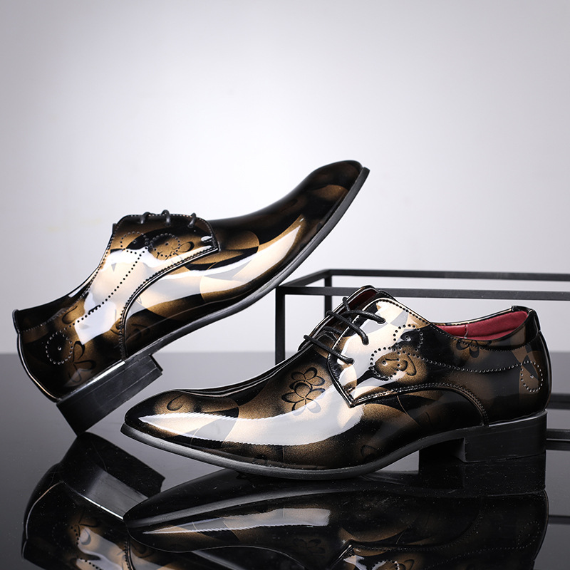 New 2023 in Fashion British male shoes.