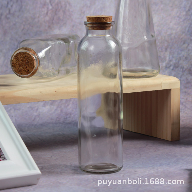 Wholesale tea bottle, milk bottle, original sealed glass juice bottle.