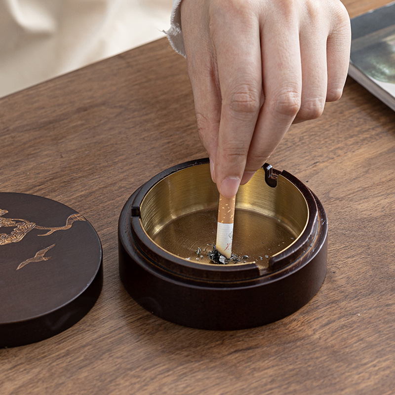 Courage Office high-end ash tea table set 내부 스테인레스 스틸의 새로운 중국 대나무 홈 기반 ashtrays