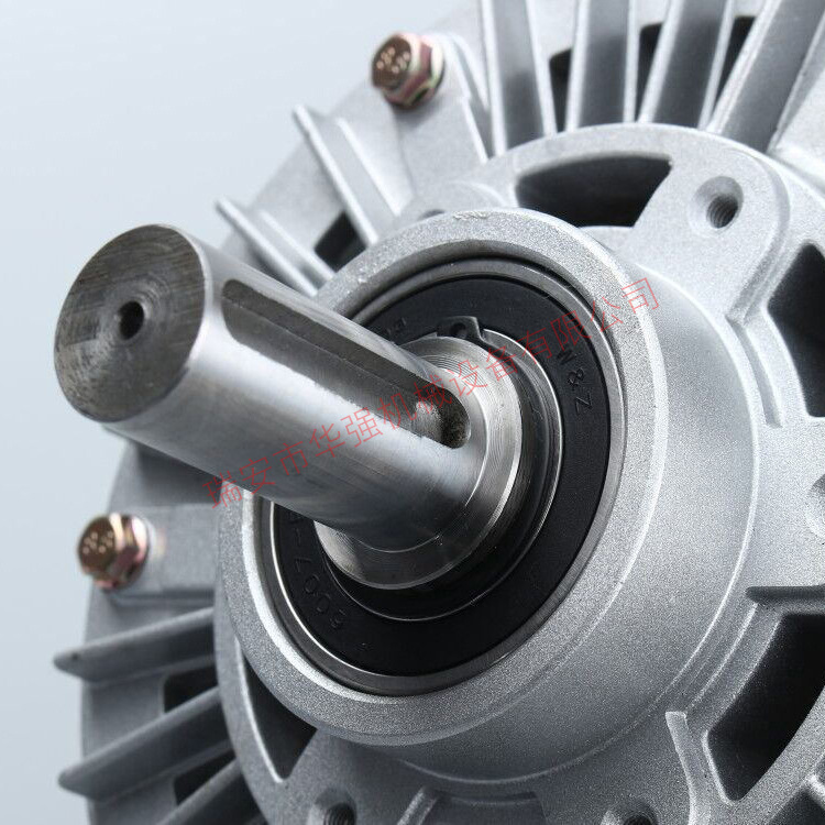 The manufacturer has made the magnet-collider brakes, the axle clutch, the manual tension controller.