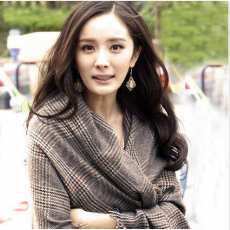 Cùng chiếc khăn choàng Hàn Quốc cho khăn choàng nhung mùa đông, hai ngàn phụ nữ khăn choàng lông chim.