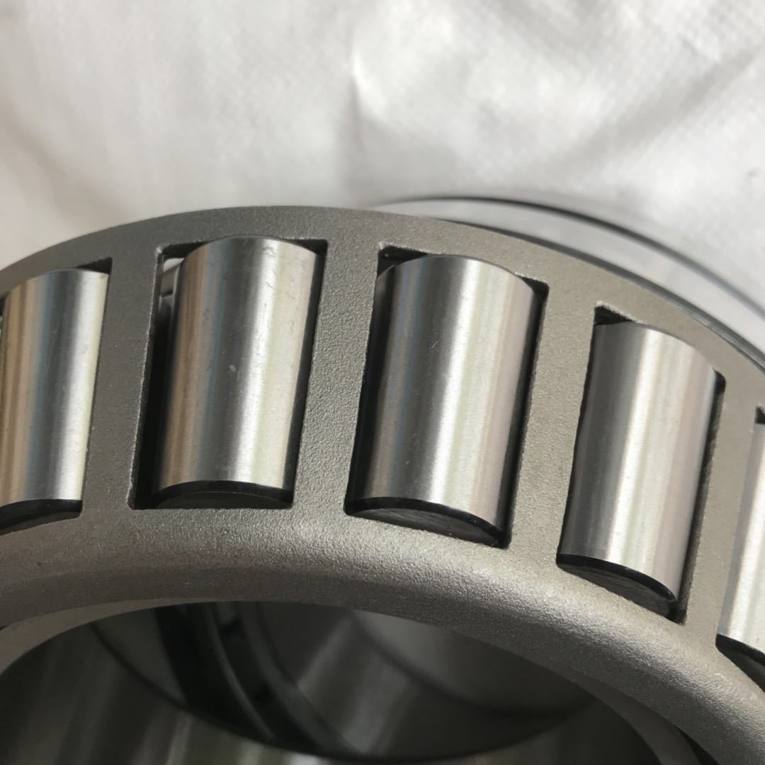 Precision bearings The manufacturer replaces imports with 32230,3226 seven-round cone roller bearings.