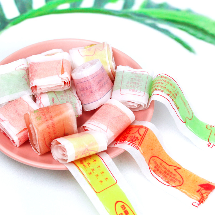 Bánh trái cây lớn, kẹo ngon.